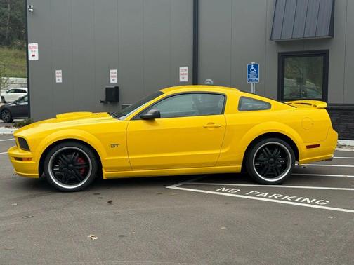 2005 Ford Mustang GT