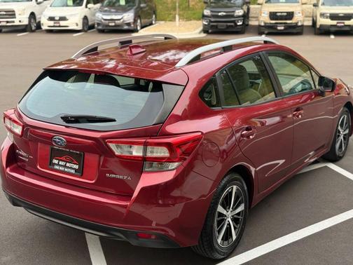 2019 Subaru Impreza 2.0i Premium
