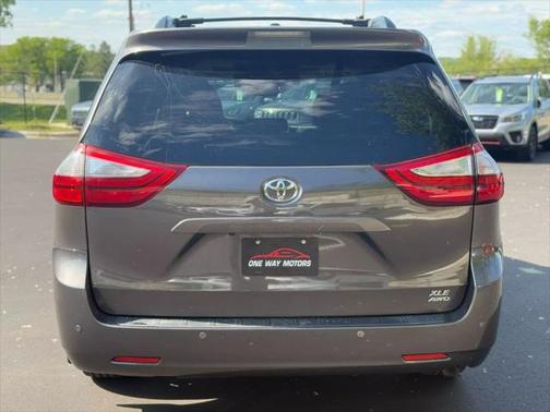 2016 Toyota Sienna Limited