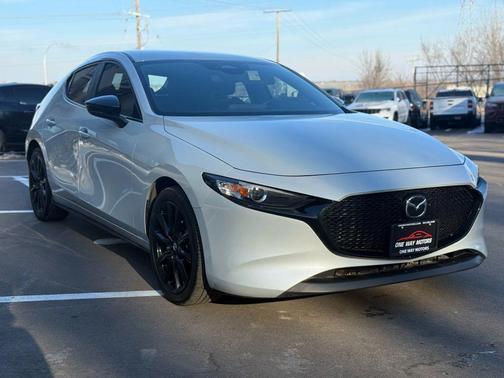 2025 Mazda Mazda3 2.5 S Select Sport