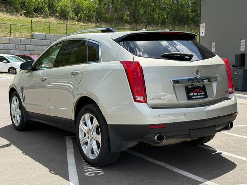 Gold 2013 Cadillac SRX Premium Collection