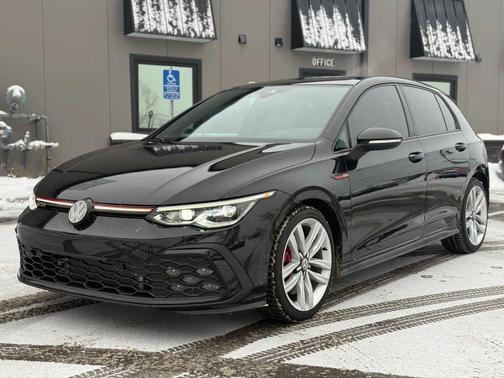 2024 Volkswagen Golf GTI 2.0T SE DSG