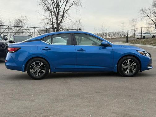Blue 2022 Nissan Sentra SV