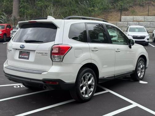 2017 Subaru Forester 2.5i Touring