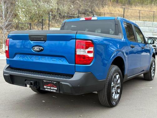 2025 Ford Maverick XLT Pickup 4D 4 1/2 ft