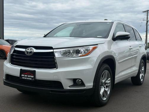 2016 Toyota Highlander Limited