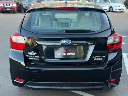 2016 Subaru Impreza 2.0i