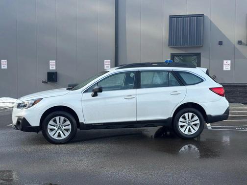 2019 Subaru Outback 2.5i