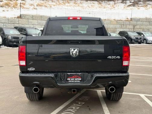 2016 RAM 1500 Tradesman/Express