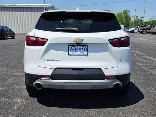 Summit White 2021 Chevrolet Blazer 2LT