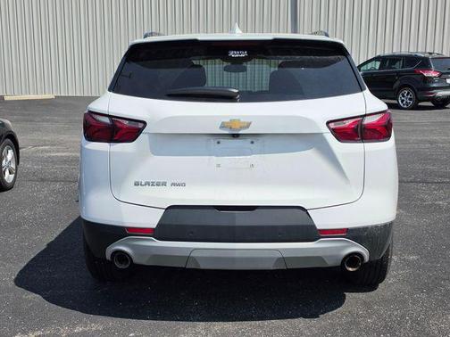 Summit White 2021 Chevrolet Blazer 2LT