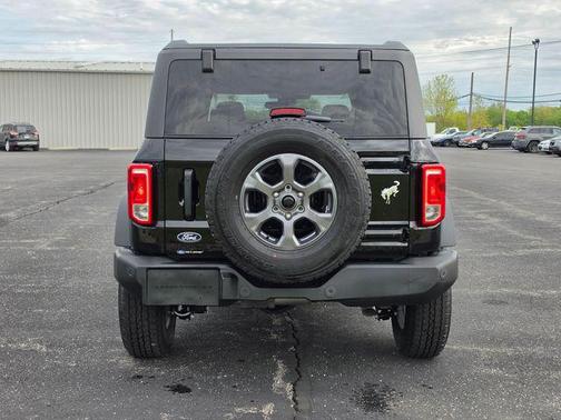 Shadow Black 2026 Ford Bronco Big Bend