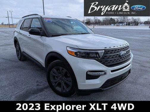 White Metallic 2023 Ford Explorer XLT