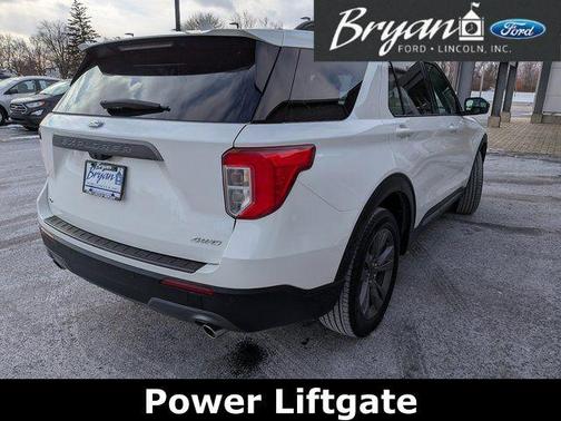 White Metallic 2023 Ford Explorer XLT