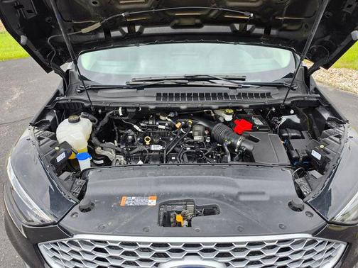 Agate Black Metallic 2023 Ford Edge SEL