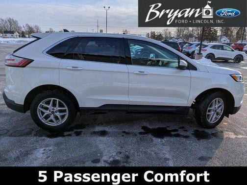 Star White Metallic Tri-Coat 2024 Ford Edge SEL