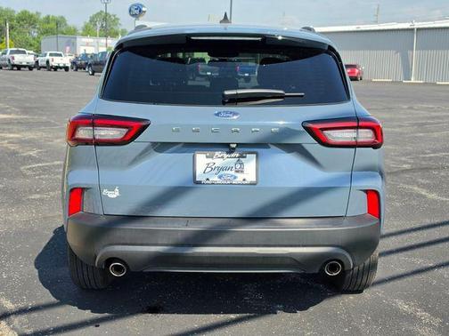 Vapor Blue 2025 Ford Escape ST-Line