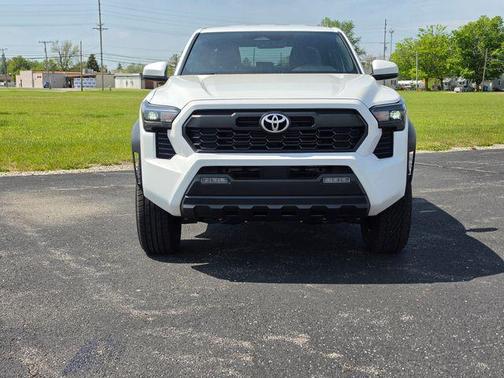 Ice 2025 Toyota Tacoma TRD Off-Road