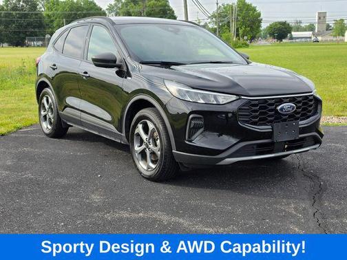 Black Metallic 2025 Ford Escape ST-Line