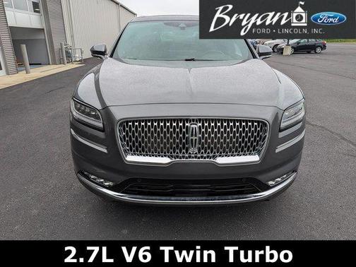 Asher Gray Metallic Clearcoat 2022 Lincoln Nautilus Reserve