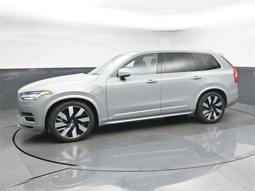 2025 Volvo XC90 Plug-In Hybrid T8 Ultra 6-Seater