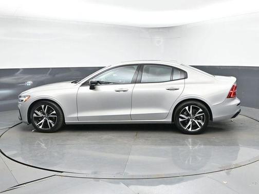 Silver 2023 Volvo S60 B5 Core Dark Theme