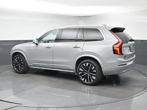 Metallic 2027 Volvo XC90 B6 Plus 7-Seater