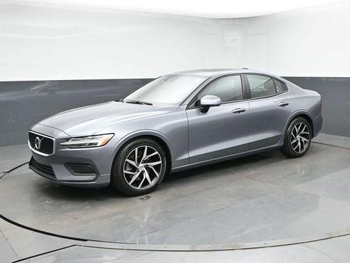 Osmium Gray Metallic 2020 Volvo S60 T5 Momentum