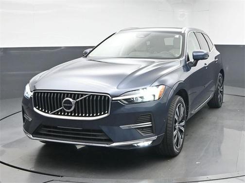 2022 Volvo XC60 B6 Inscription
