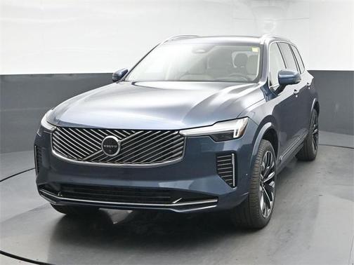 2026 Volvo XC90 B6 Ultra 7-Seater