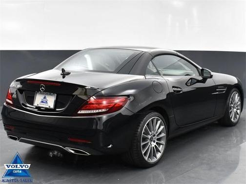 Photo 1 of 41 of 2020 Mercedes-Benz SLC 300 Base