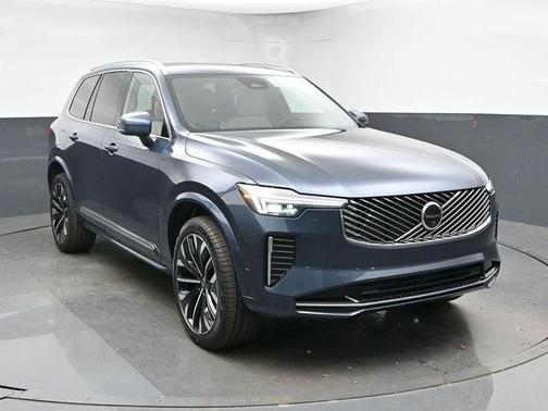 Denim Blue Metallic 2026 Volvo XC90 B6 Plus 7-Seater