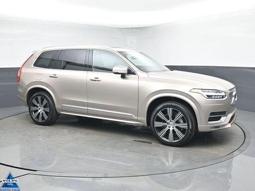 2024 Volvo XC90 B6 Plus Bright Theme 7-Seater