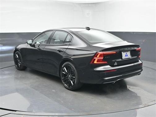 2023 Volvo S60 B5 Plus Black Edition