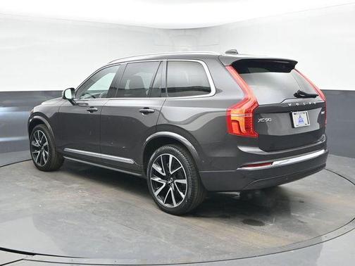 2023 Volvo XC90 B6 Plus 7-Seater