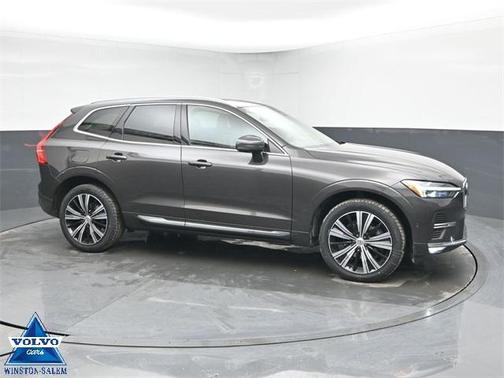 2022 Volvo XC60 B5 Inscription