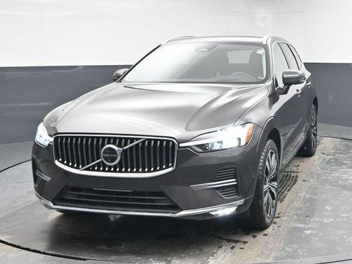 2022 Volvo XC60 B5 Inscription