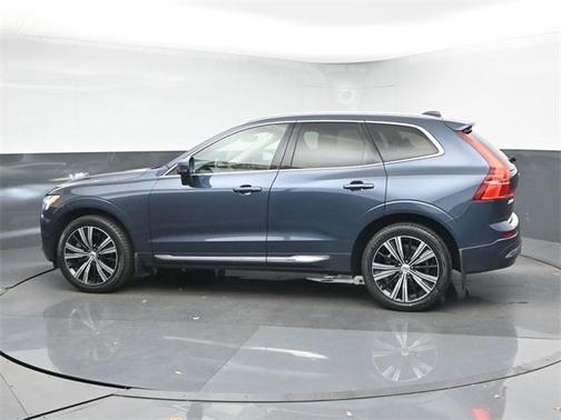 2023 Volvo XC60 B6 Ultimate Bright Theme