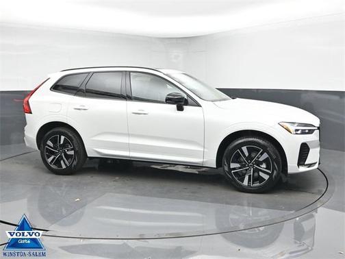 2026 Volvo XC60 B5 Core