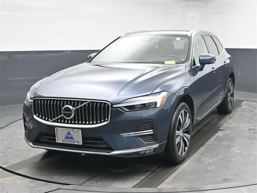2023 Volvo XC60 B6 Ultimate Bright Theme