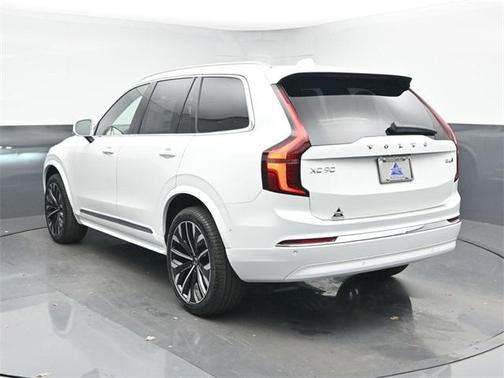 2026 Volvo XC90 B6 Ultra 6-Seater