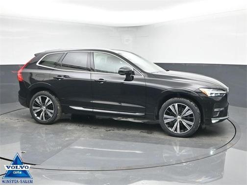 2022 Volvo XC60 B5 Inscription