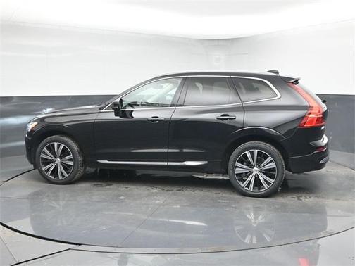 2022 Volvo XC60 B5 Inscription