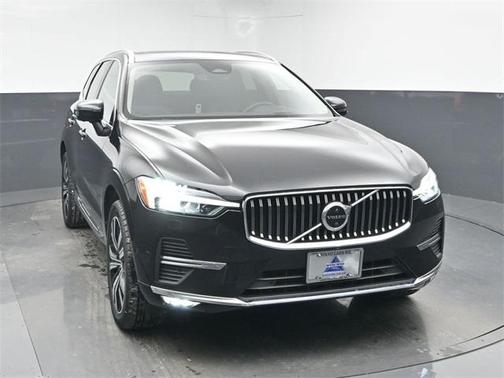 2022 Volvo XC60 B5 Inscription