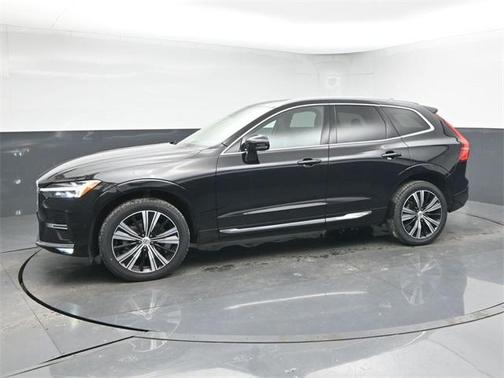 2022 Volvo XC60 B5 Inscription