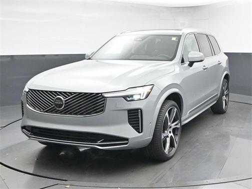 2026 Volvo XC90 B5 Plus 7-Seater