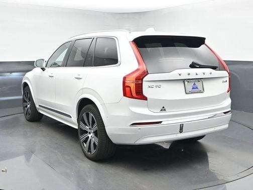 2023 Volvo XC90 B6 Ultimate 7-Seater
