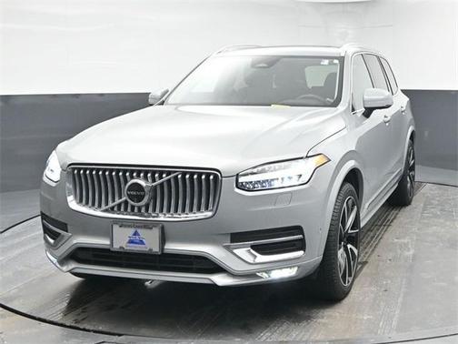 2024 Volvo XC90 B5 Plus Bright Theme