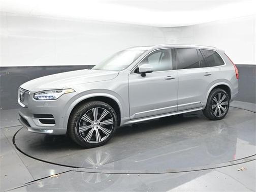2024 Volvo XC90 B6 Plus Bright Theme 7-Seater