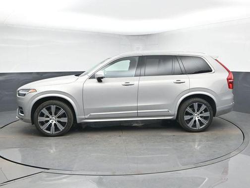 2024 Volvo XC90 B5 Plus Bright Theme